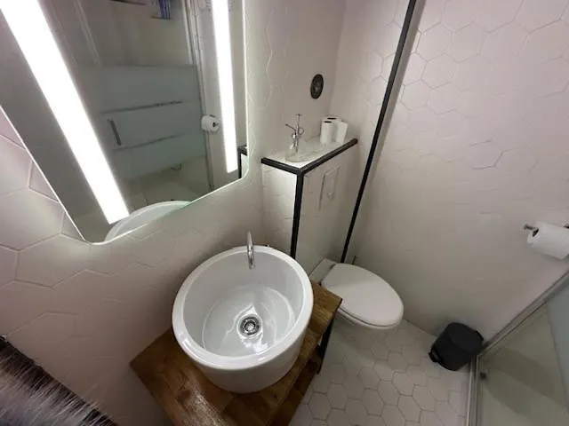 Studio City Center W Mezzanine 5Min From Palace كان 0*,  فرنسا