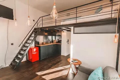 Studio City Center W Mezzanine 5Min From Palace Cannes 0*,  France